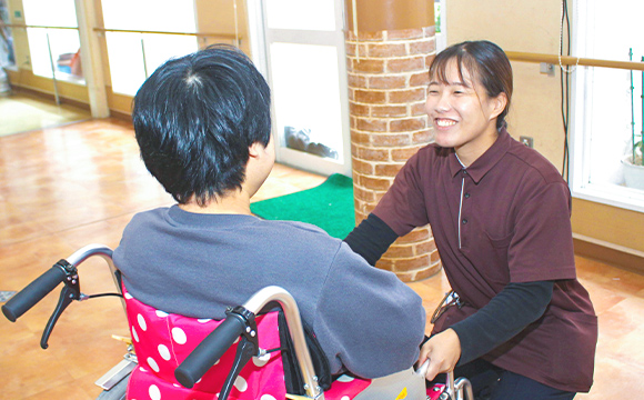 写真: 働いているときの様子